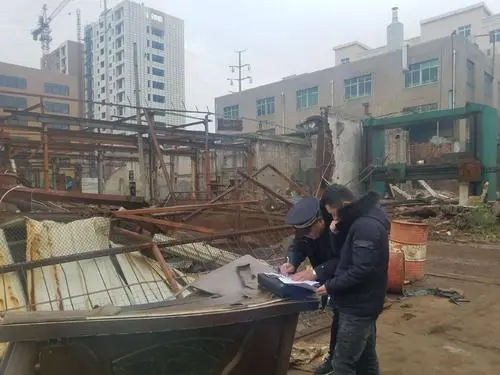 即使是对违法建筑进行拆除，未严格遵守法定程序也违法-图1