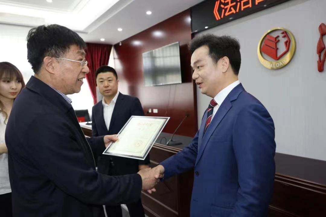 周旭亮参与录制的北京电视台《法治进行时》节目播出
