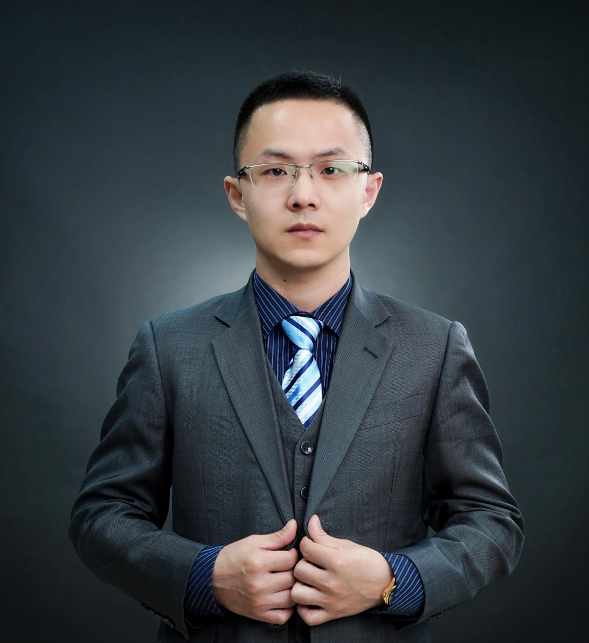 李辉