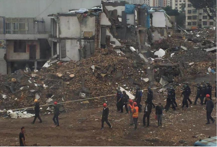 北京冠领律所房屋强拆律师：未补偿就拆迁，法院判决违法