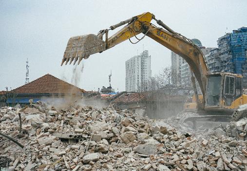 江苏拆迁补偿律师：征收方以“帮拆”实施强拆商业用房该如何维权