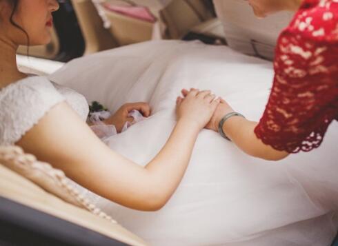 出嫁女儿户口没迁走遇拆迁征收能分到补偿吗