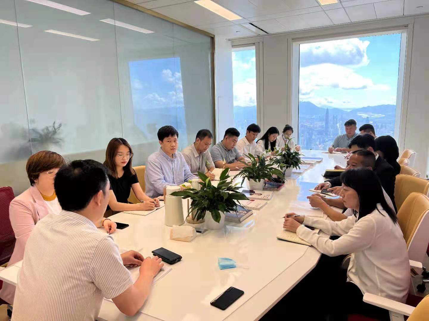 任战敏在深圳分所指导工作-图1