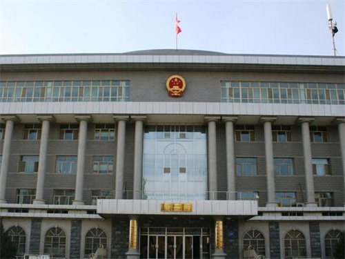 2022年9月23日冠领拆迁纠纷律师到新疆阿拉尔市开庭