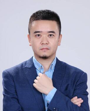 杨小龙